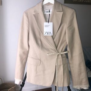 Zara limited Edition Wide Lapel Blazer M Tied